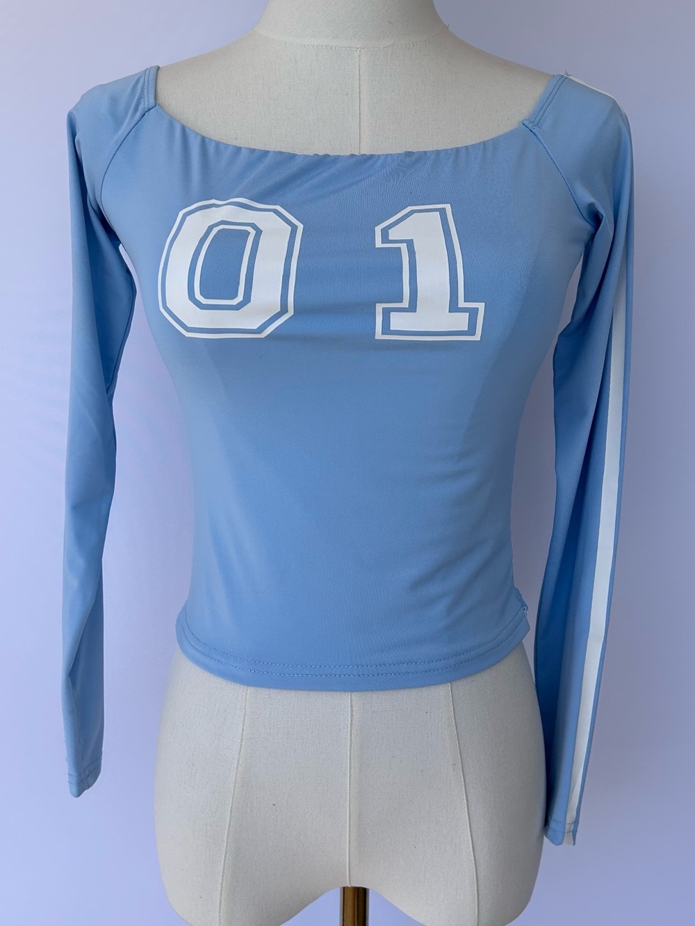 Princess Polly Women’s One and Only Athletic Style Blue Stretch‎ Top Size 4